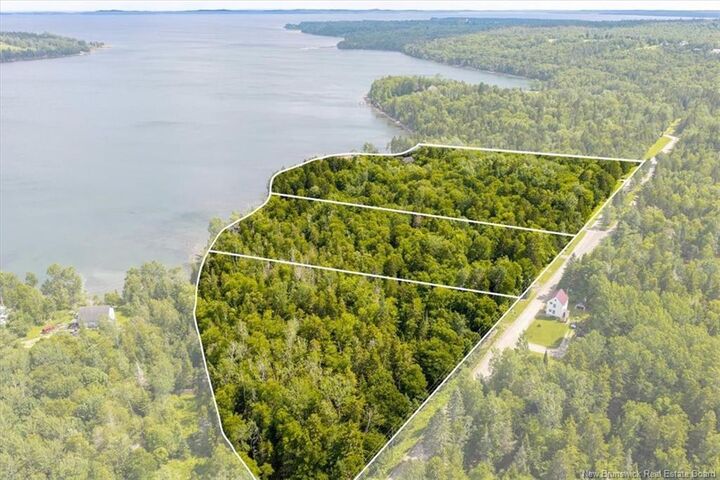 Property Photo:  00 Bayview Boulevard  NB E5B 0A2 