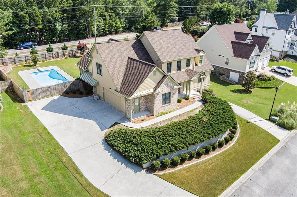 Property Photo: 2006 Hubbard Court GA 30180