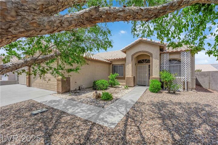 Property Photo:  127 Vista Del Lago Street  NV 89015 