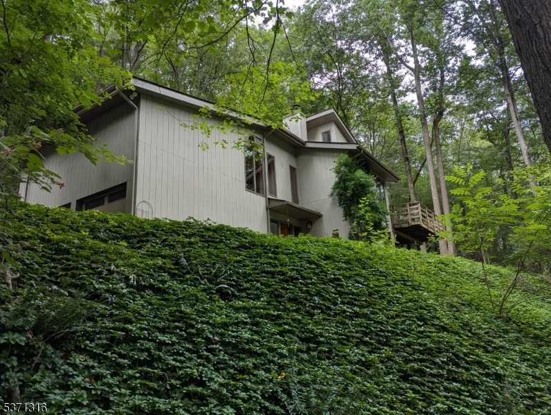 Property Photo: 315 Sweet Hollow Rd NJ 08848