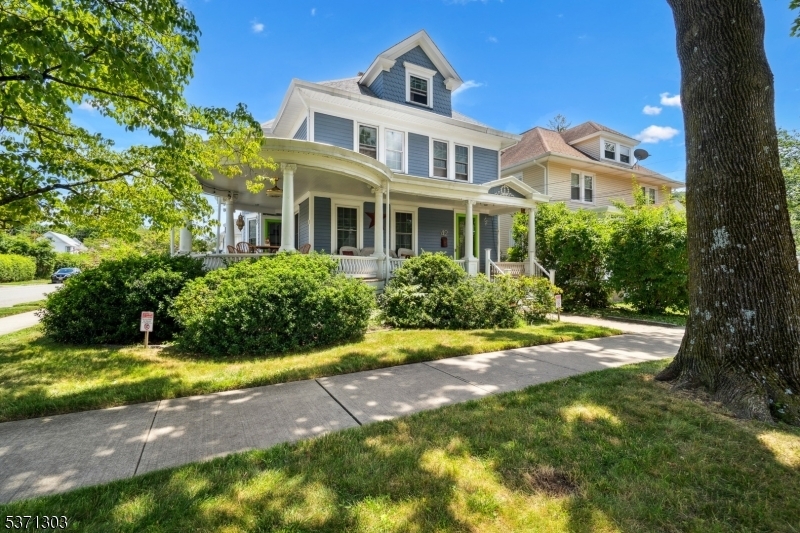 Property Photo: 42 Baker Ave NJ 07801