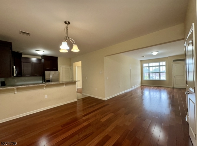Property Photo:  102 E Elizabeth Ave  NJ 07036 