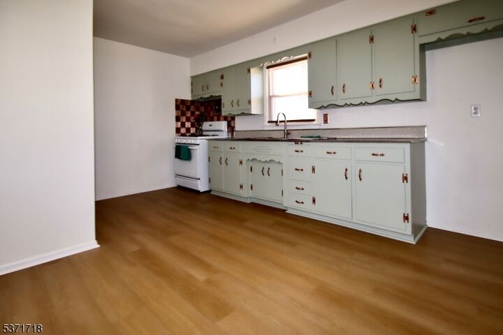 Property Photo: 30 Horton Ave NJ 07506
