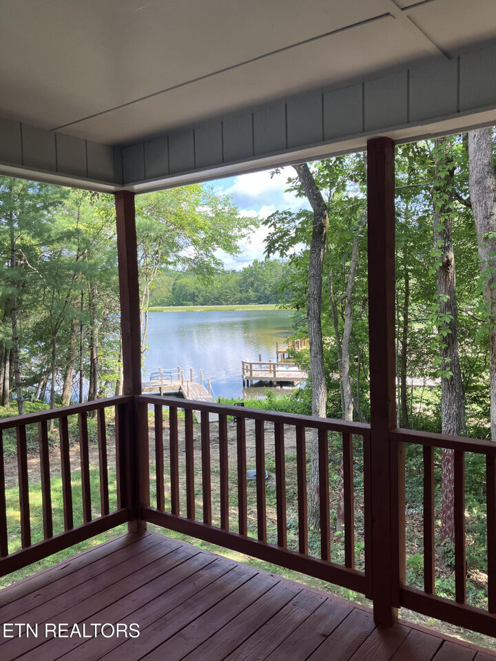 Property Photo:  16 Pomeroy Court  TN 38558 