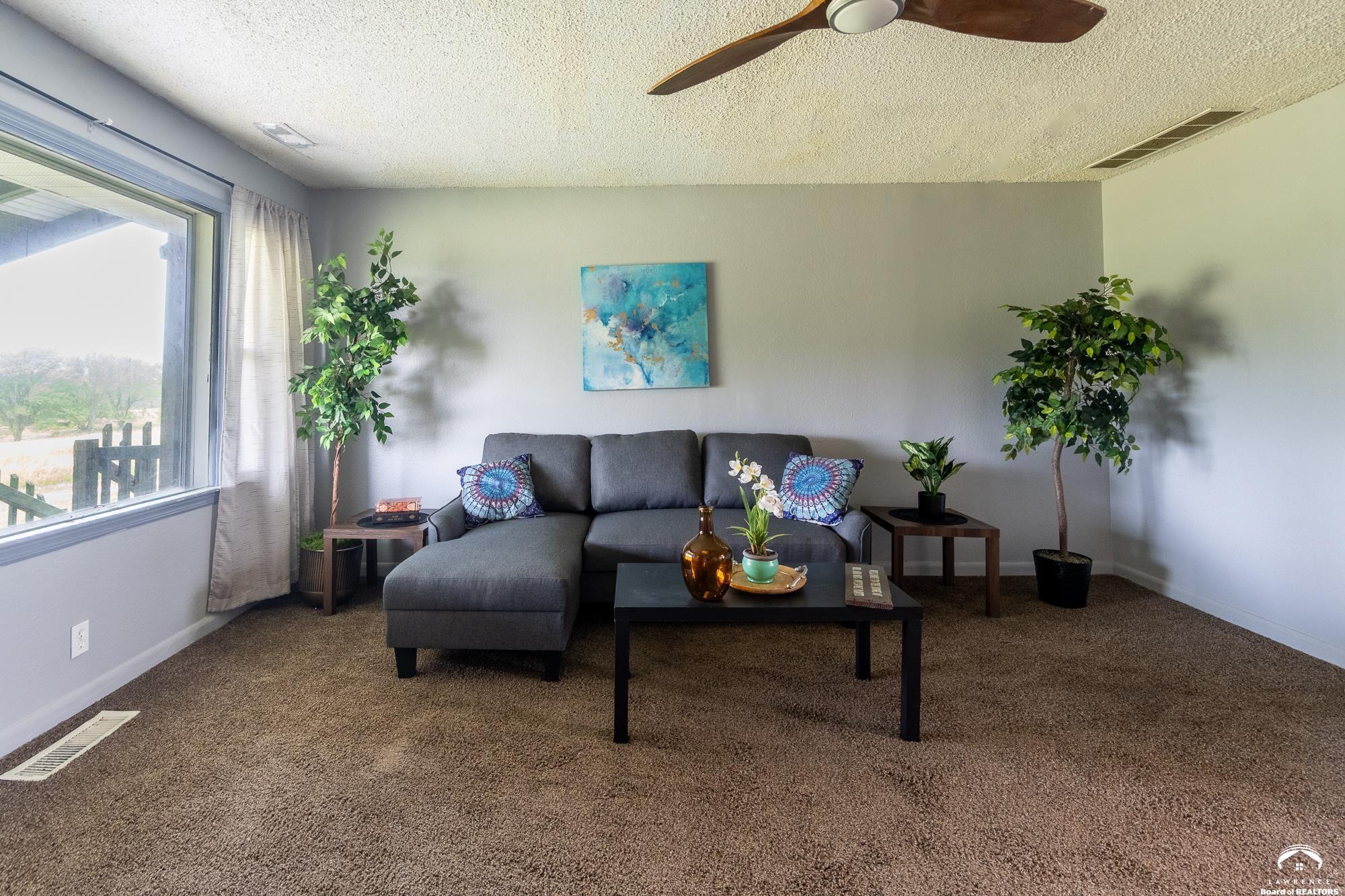 Property Photo: 1452 E 250 Road KS 66050
