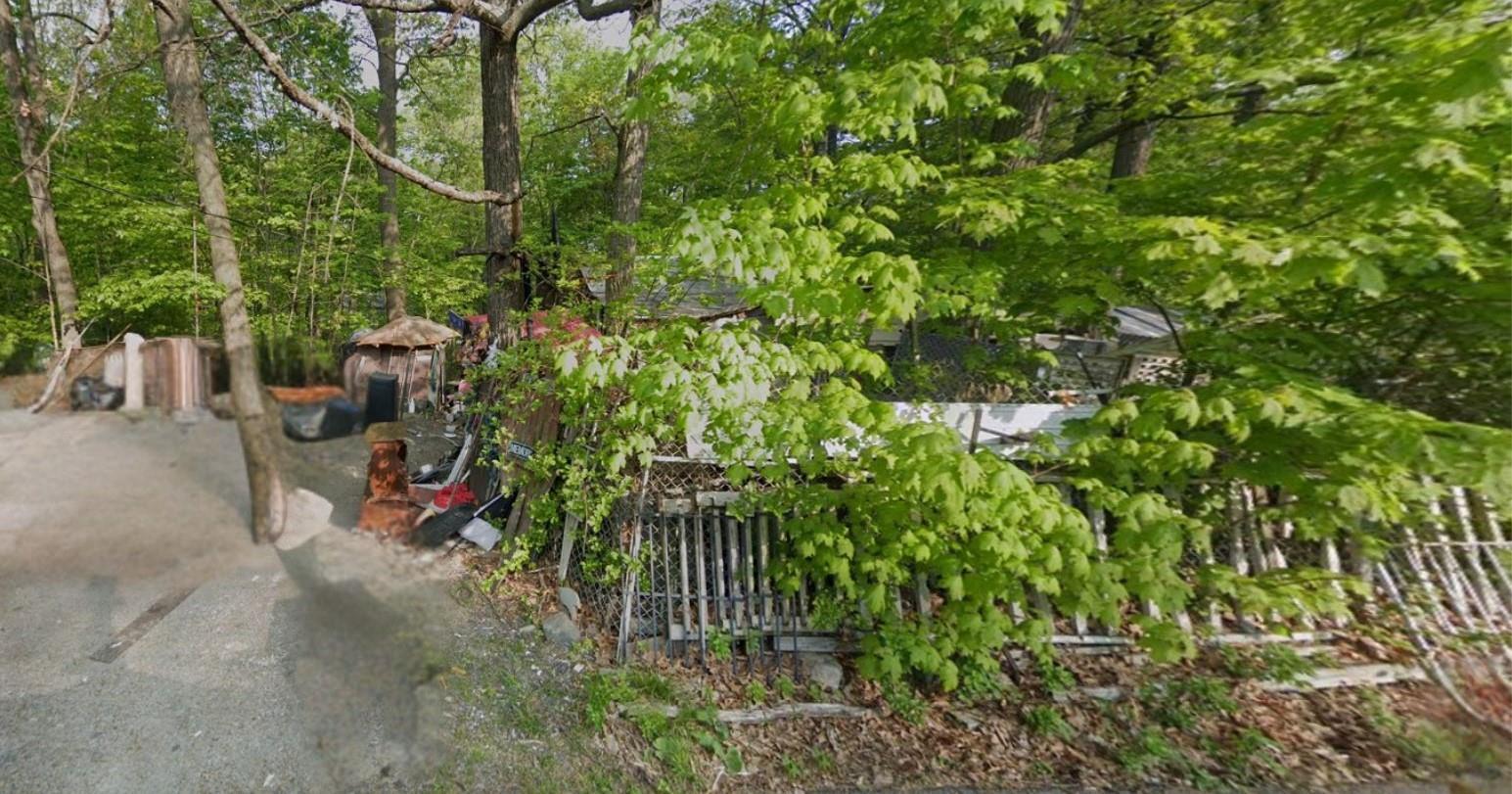 Property Photo: 10 Woodland Circle N NY 10950
