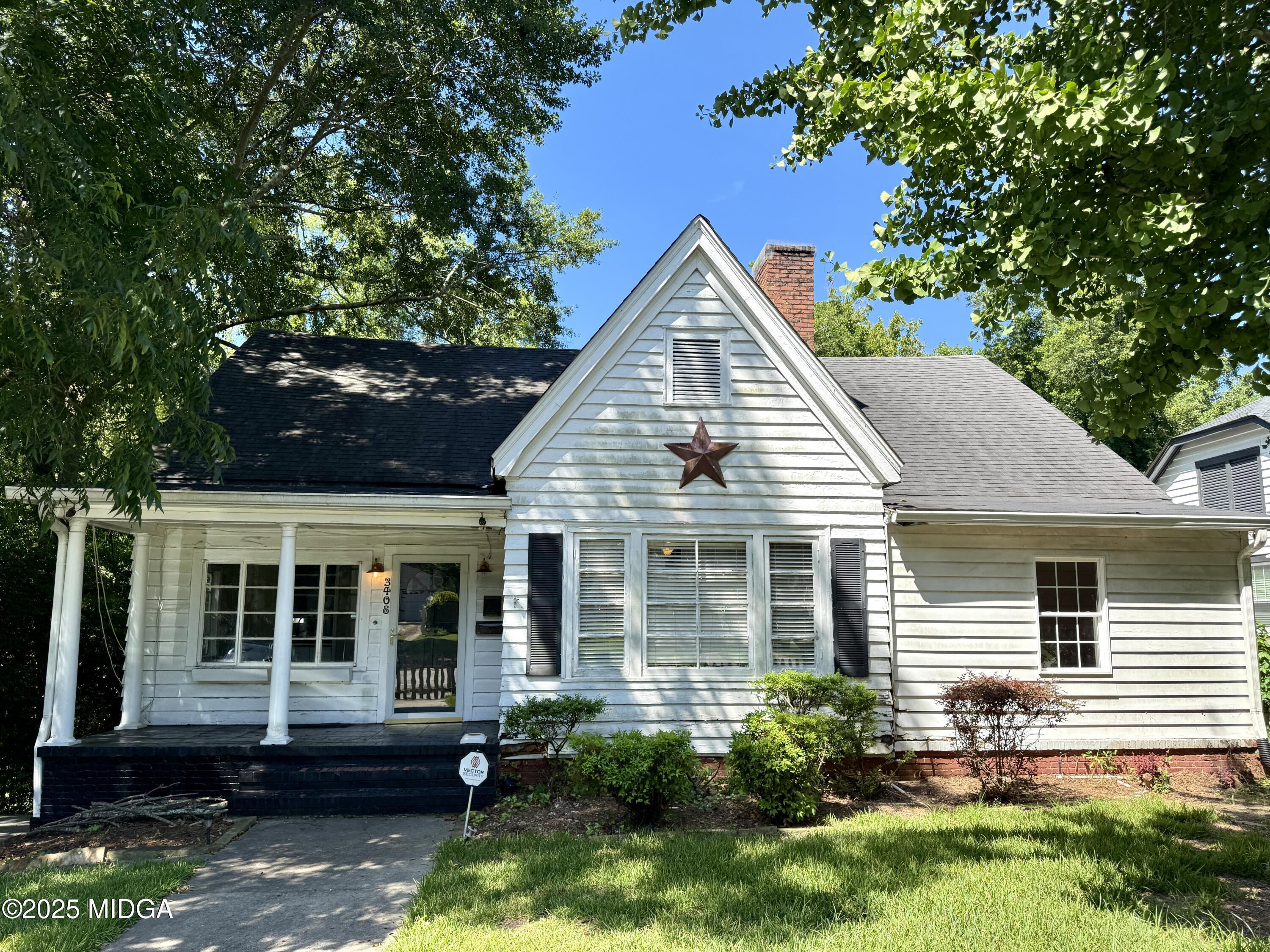 Property Photo: 3408 Ridge Avenue GA 31204