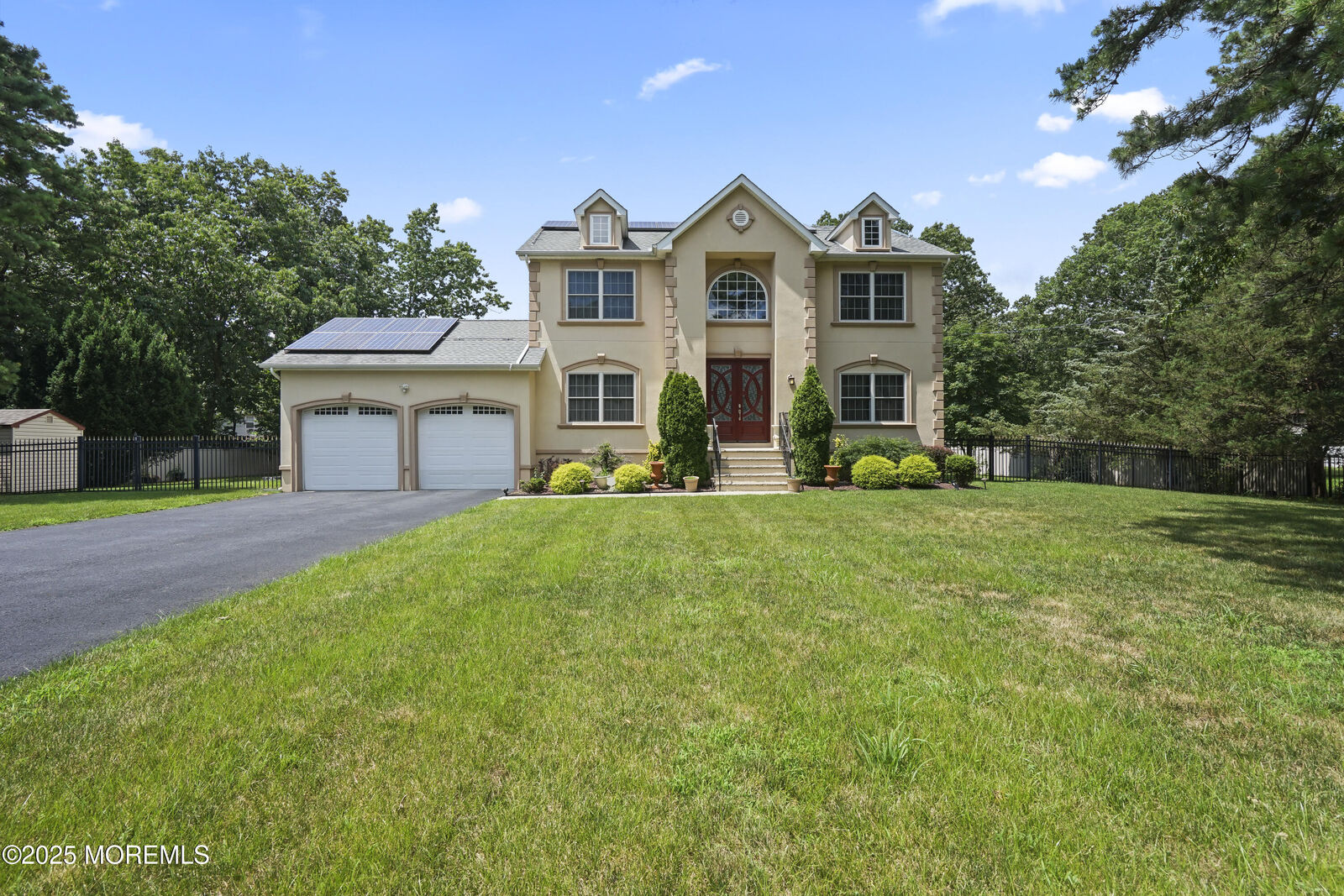 Property Photo:  29 Lorton Road  NJ 08857 