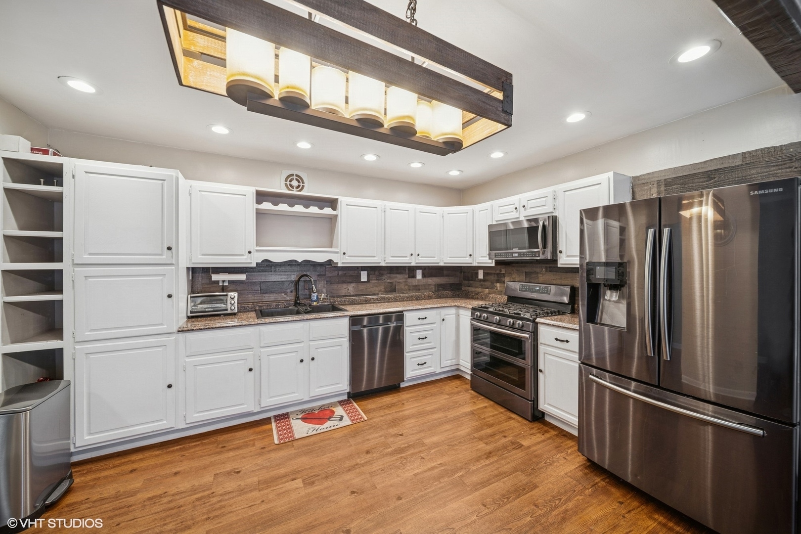 Property Photo:  9540 S Mayfield Avenue 103S  IL 60453 