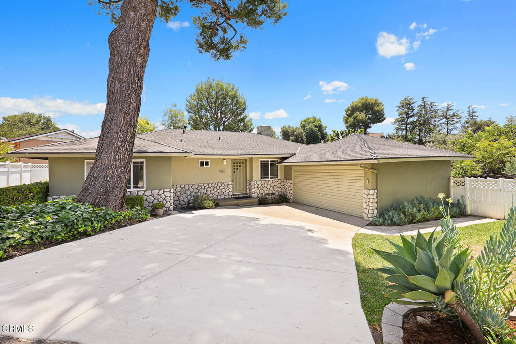Property Photo: 4520 Lone Pine Lane CA 91011