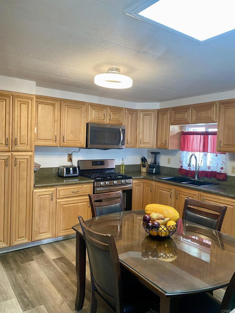 Property Photo: 998 E Main Street 46 CA 92021