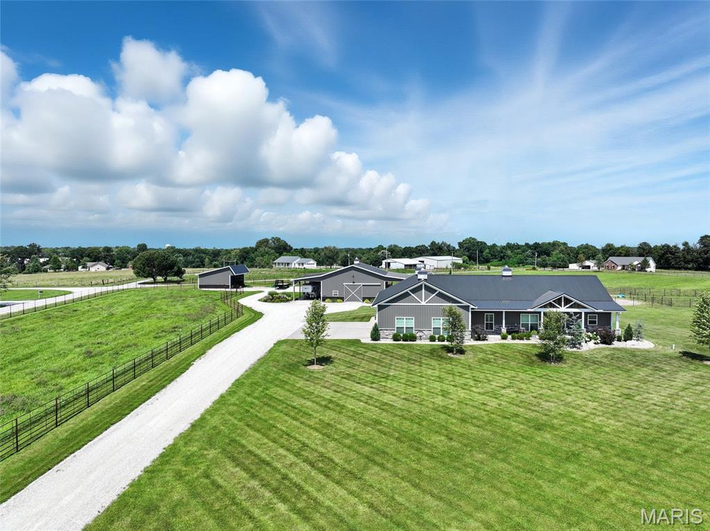 Property Photo:  219 Fieth Road  MO 63379 