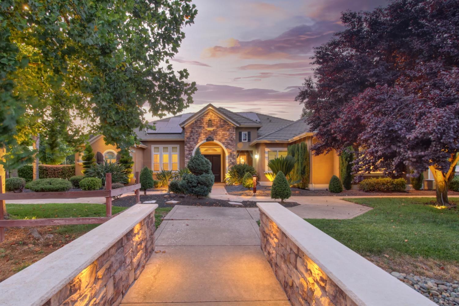 Property Photo: 10127 Clover Ranch Drive CA 95829