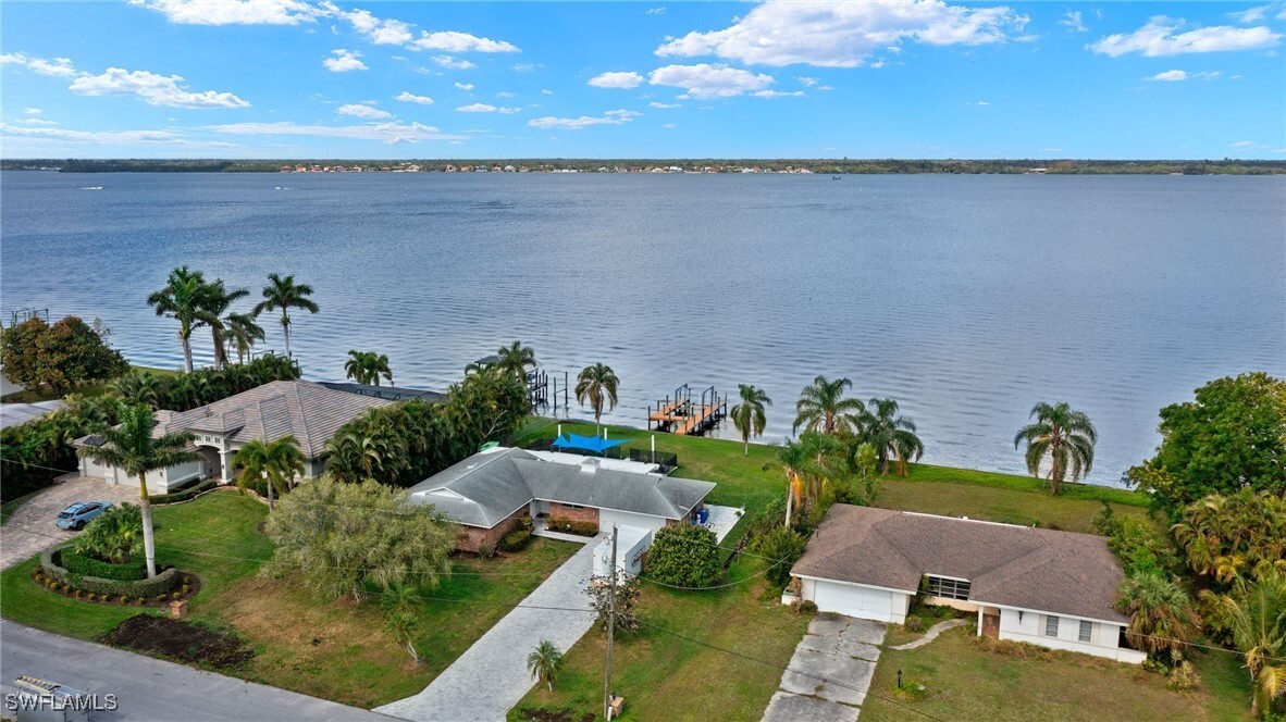 Property Photo: 4071 E River Drive FL 33916