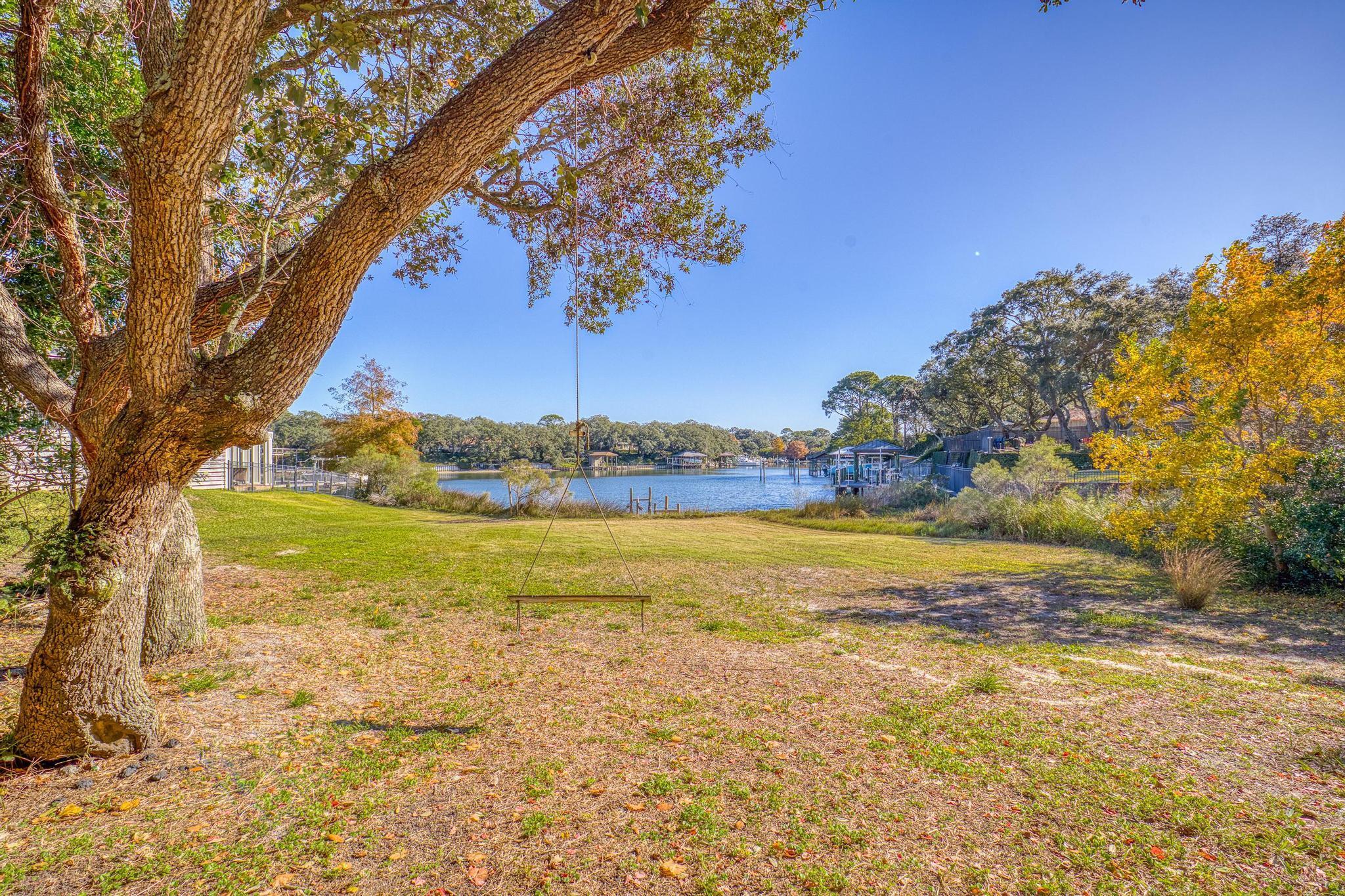 30 Highpoint Drive  Gulf Breeze FL 32561 photo