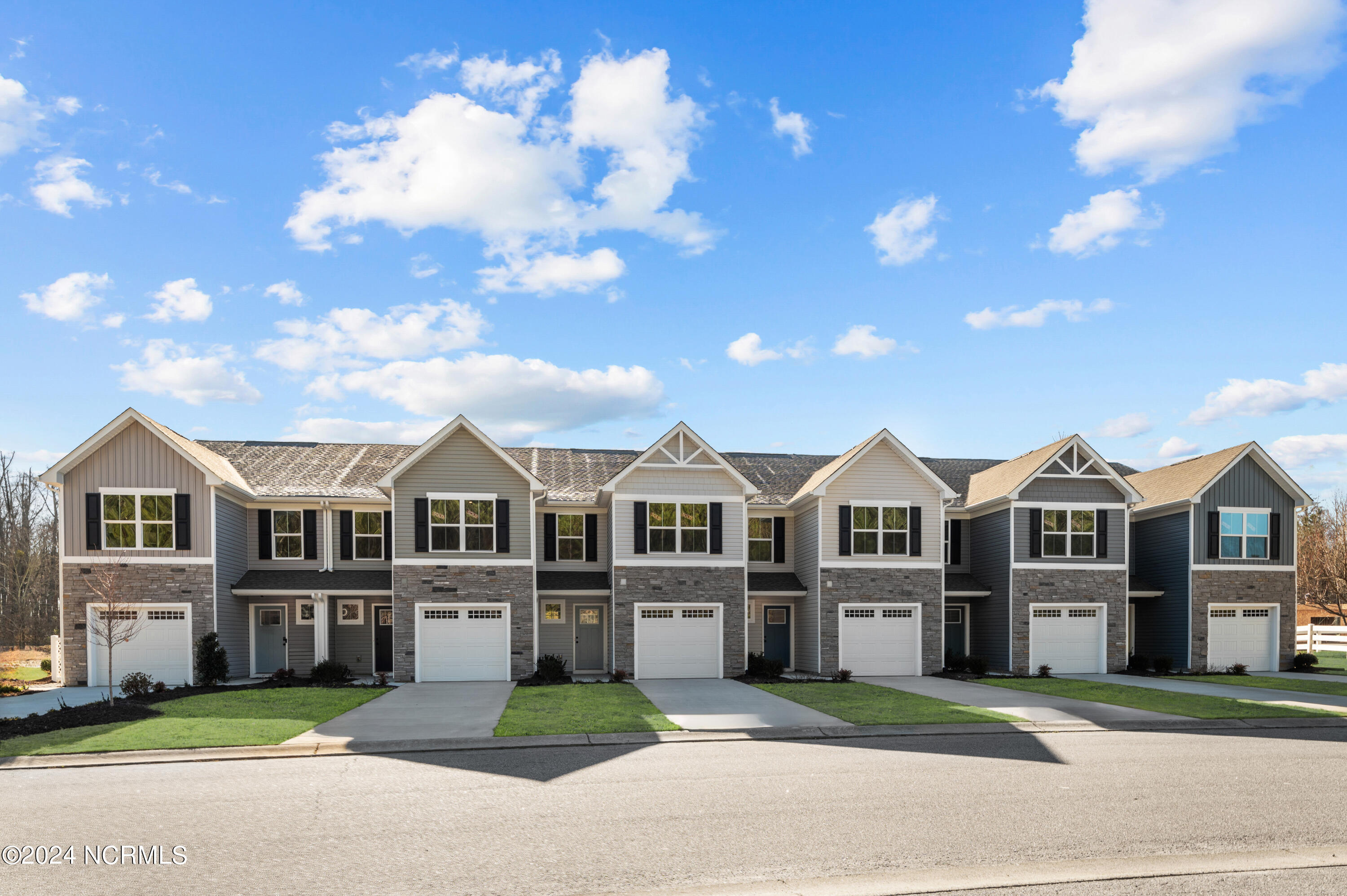 2501 Lambsberry Circle  Elizabeth City NC 27909 photo
