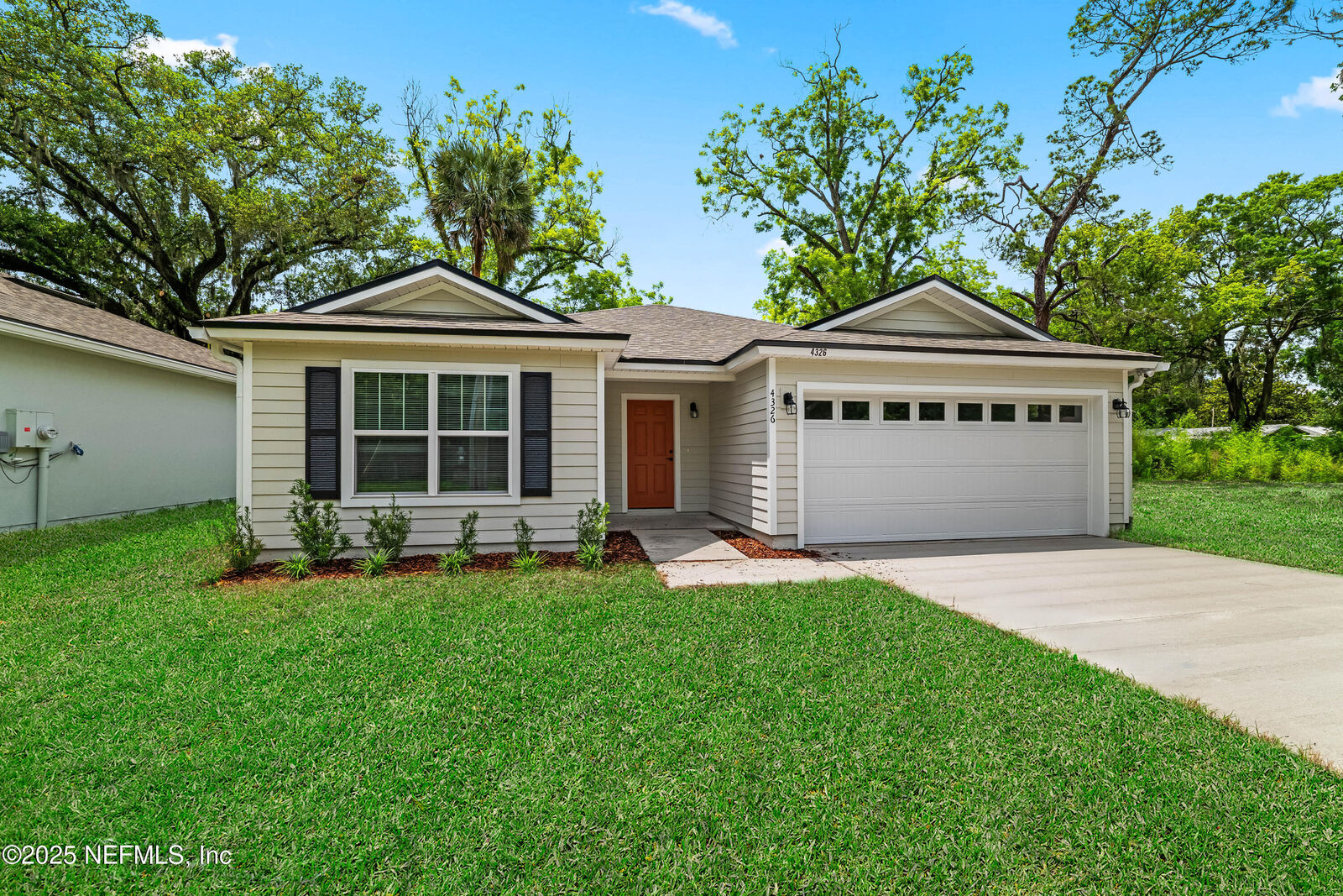 Property Photo:  3186 W 20th Street  FL 32254 