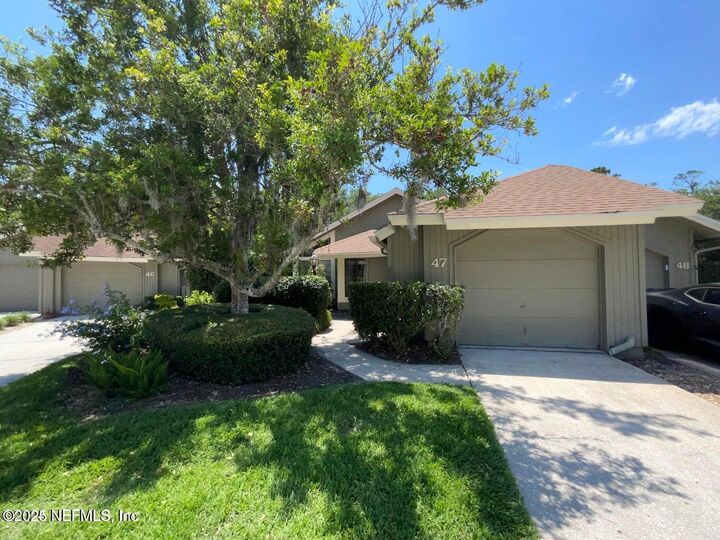 Property Photo: 47 Turtleback Trail FL 32082