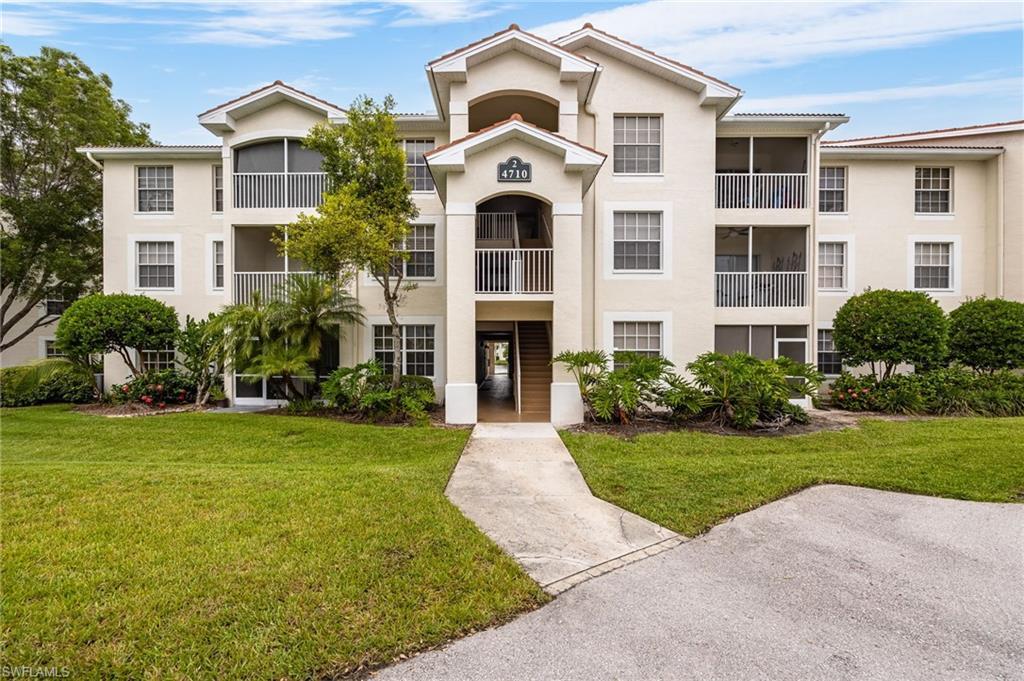 Property Photo: 4710 Saint Croix Ln 215 FL 34109