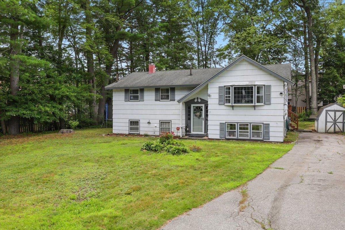 Property Photo: 7 Nelson Street NH 03063-3416