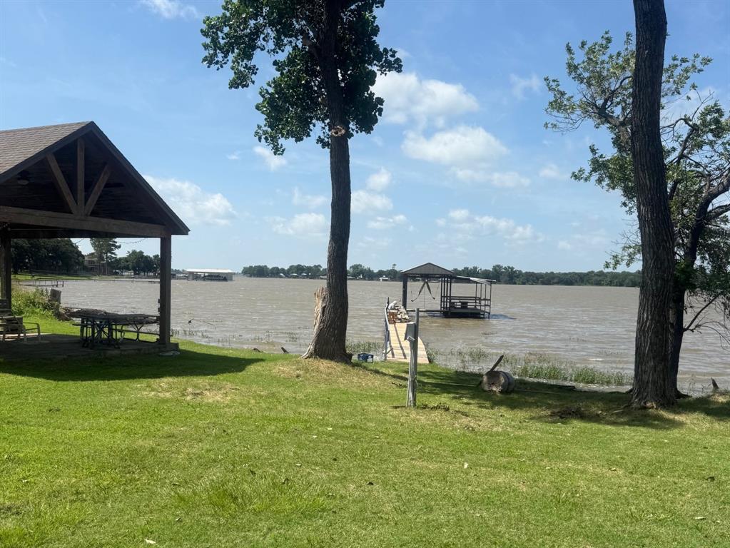 Property Photo:  345 County Road 4874  TX 76071 