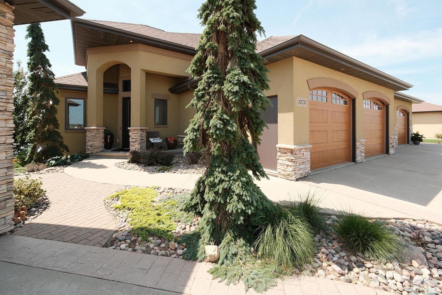 Property Photo:  1073 Teres View Drive  IA 51250 
