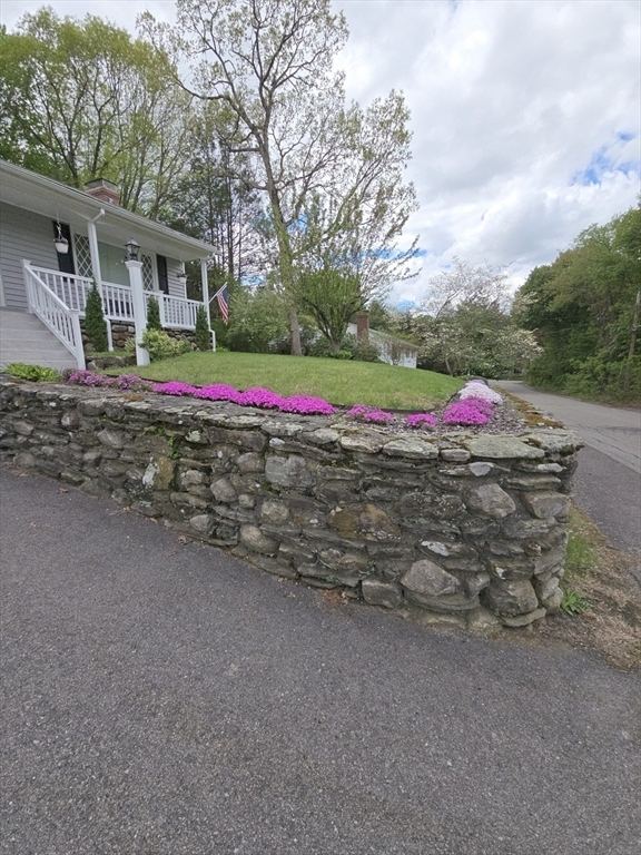 Property Photo:  6 Athens St  MA 01501 