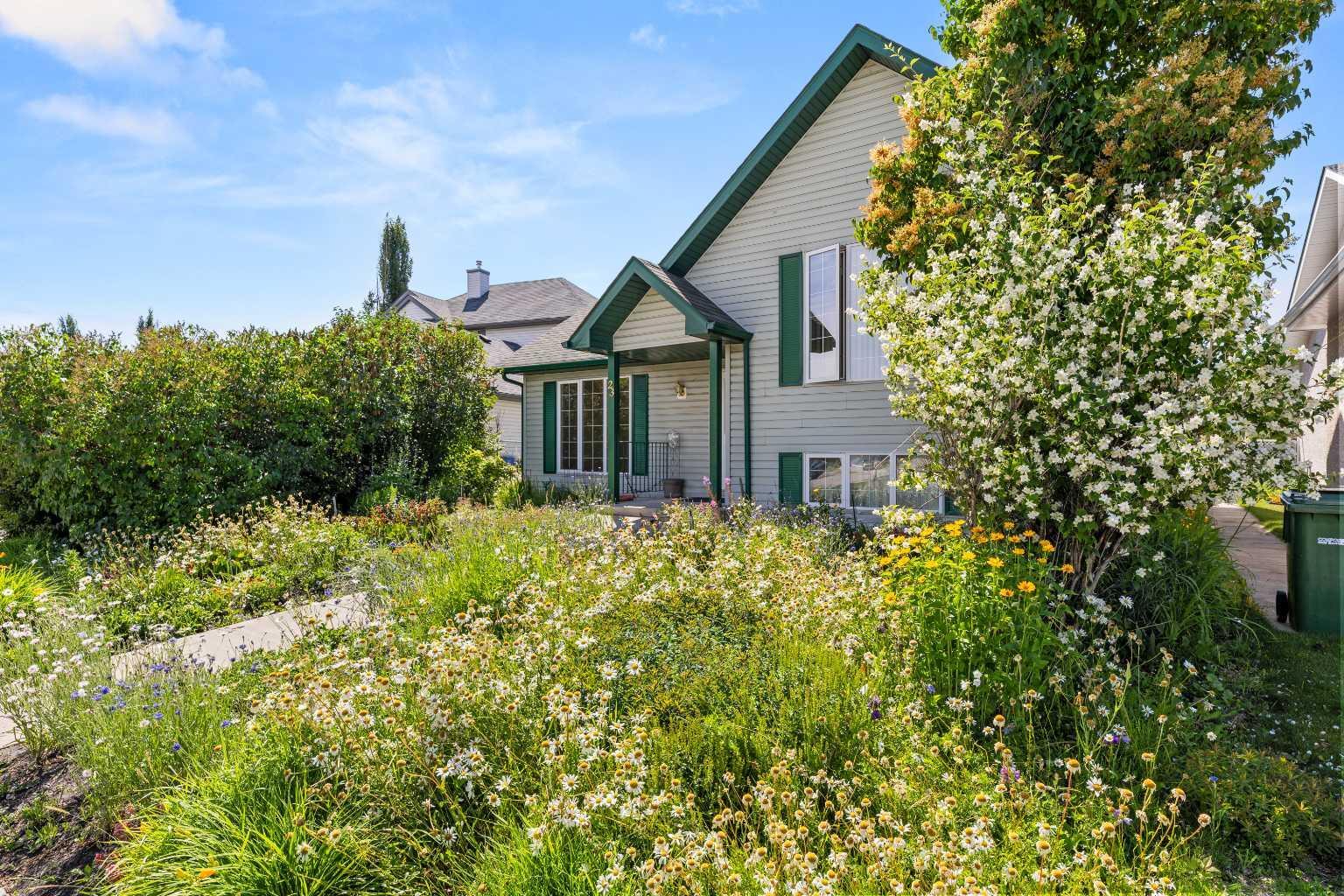 Property Photo: 23 Sierra Road AB T4H 1X2
