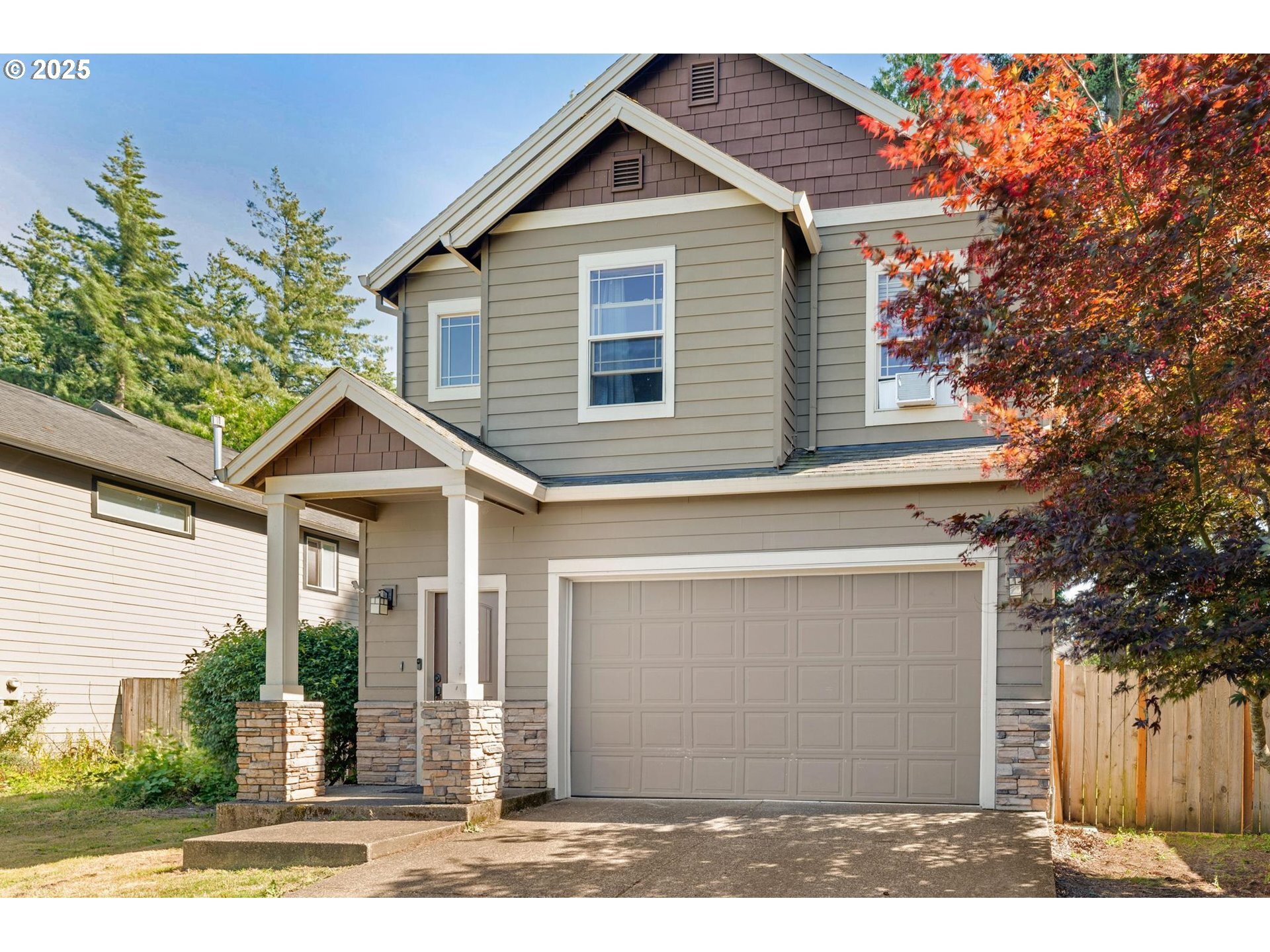 Property Photo: 943 NE 172nd Ave OR 97230