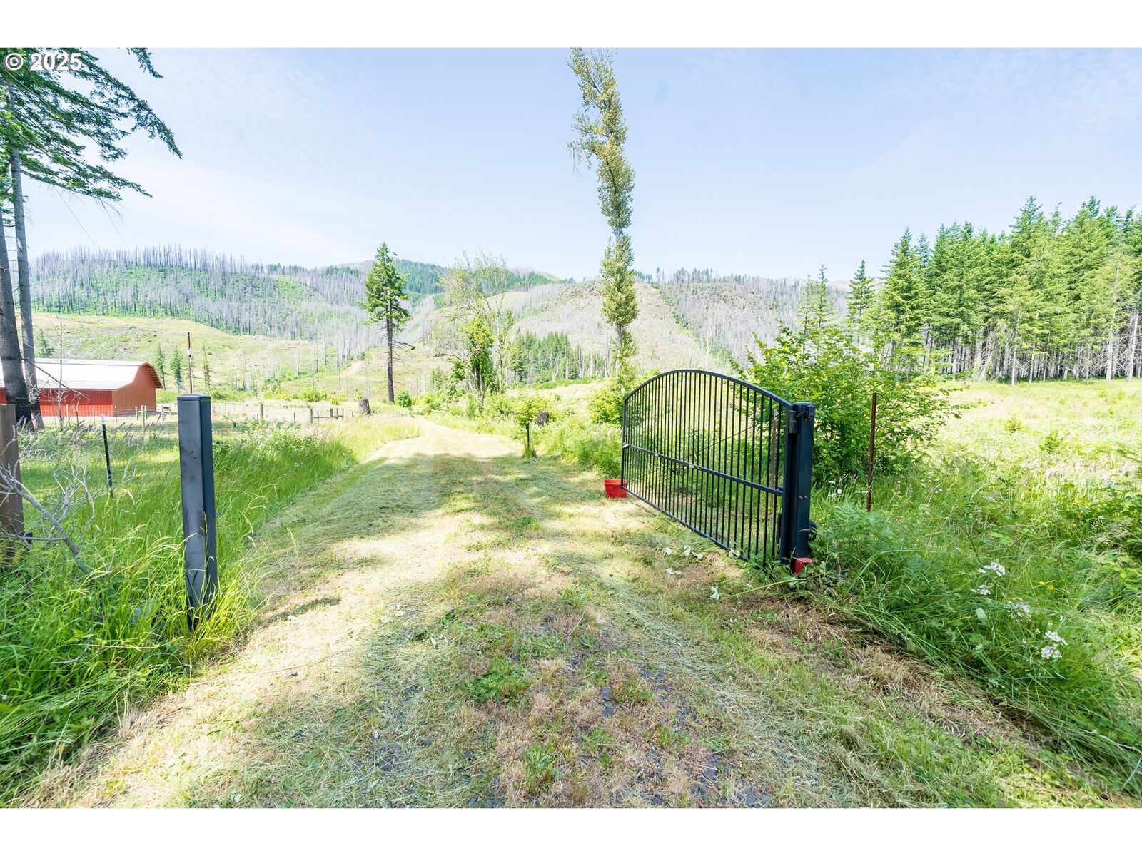 Property Photo:  51789 Gates Bridge E  OR 97346 