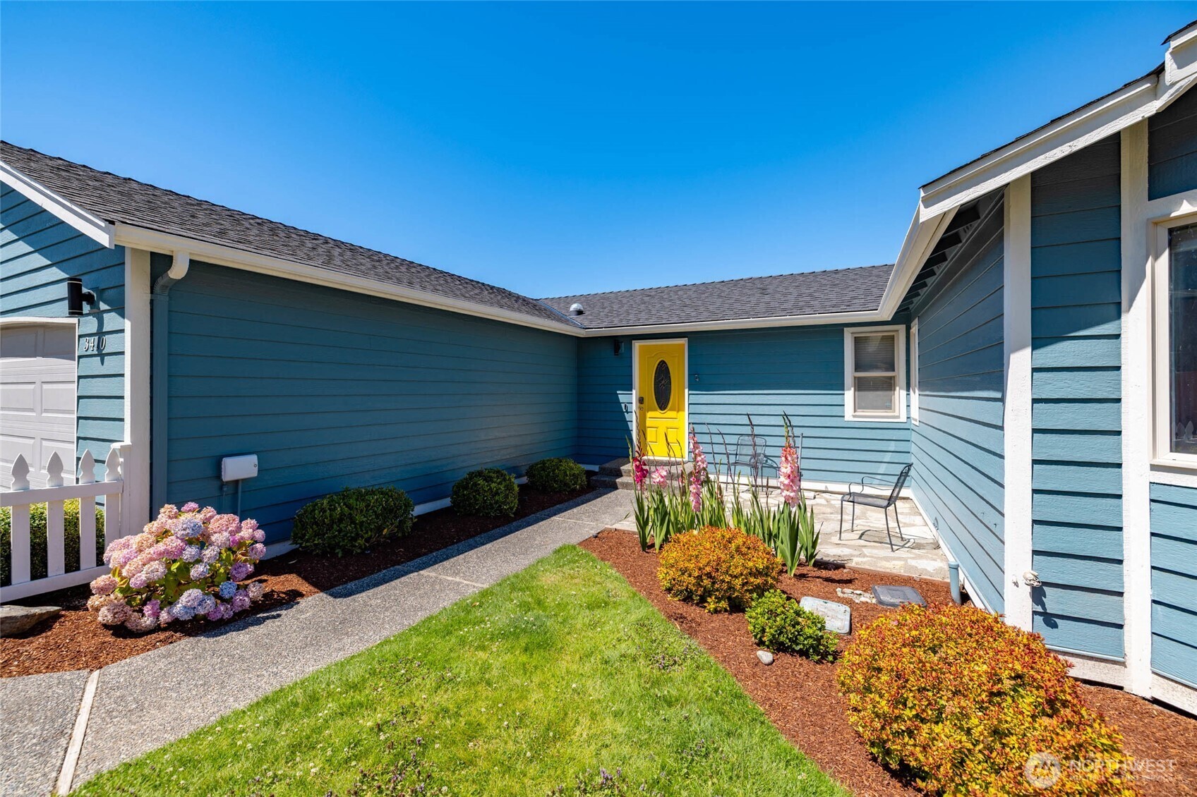 Property Photo: 3410 W 7th Place WA 98221