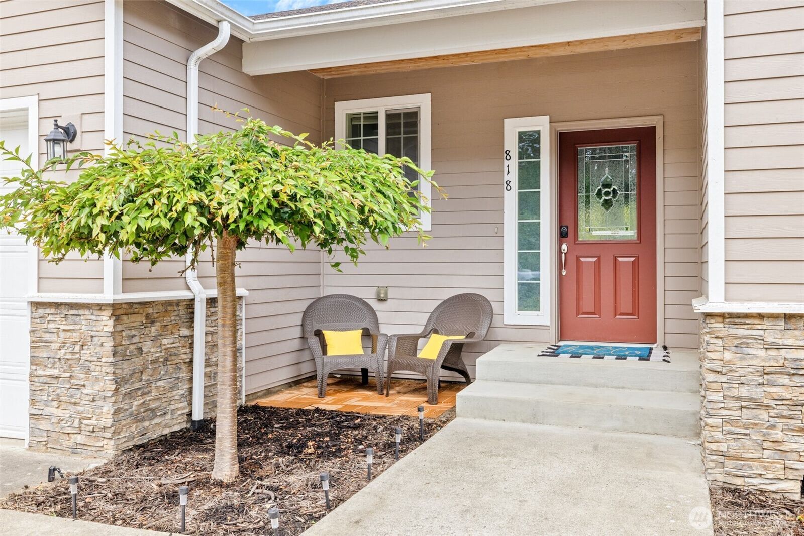 Property Photo:  818  Madeline Street  WA 98363 