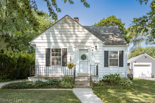 Property Photo: 224 Starr Avenue MI 48341