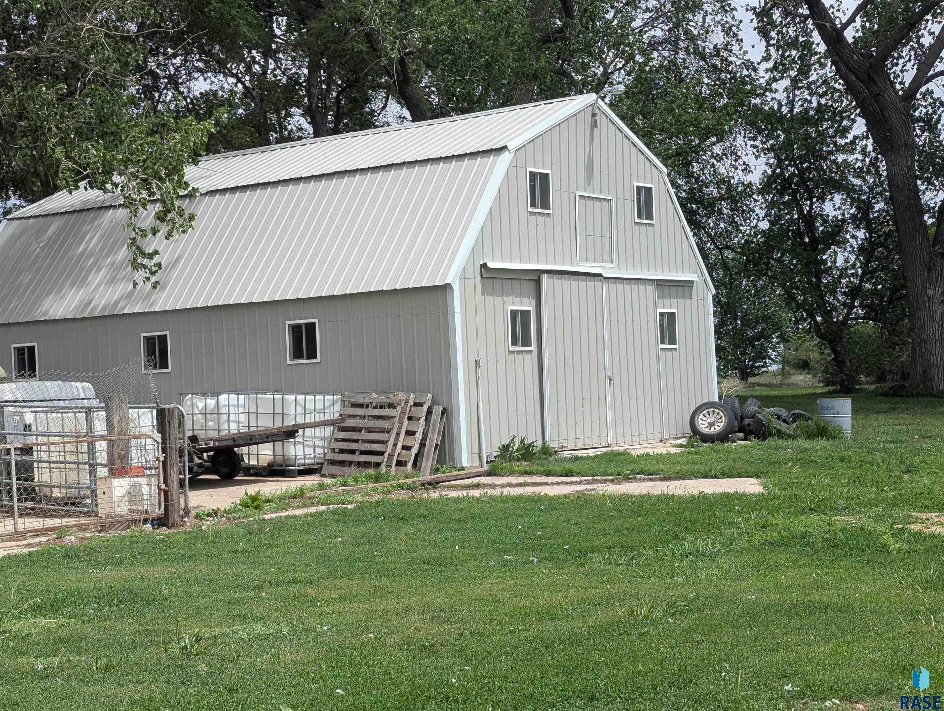 Property Photo: 47924 279th St SD 57013