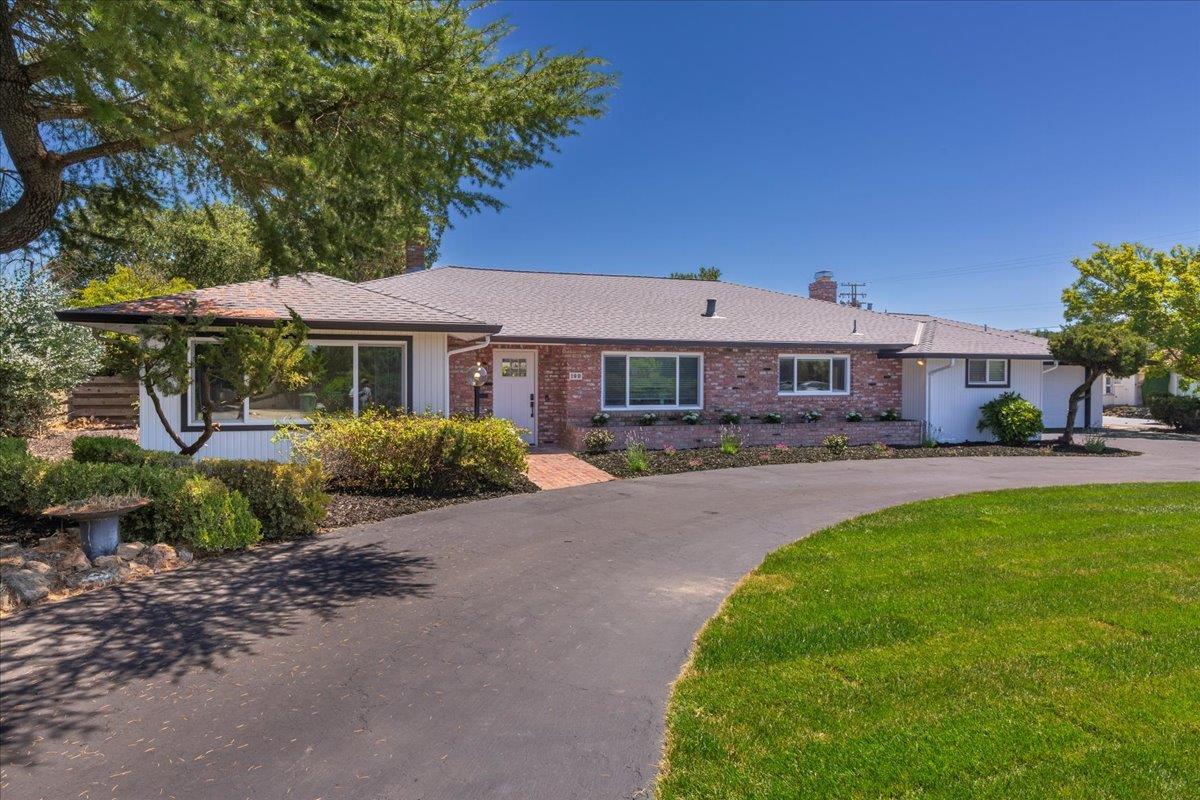 Property Photo: 190 West San Martin Avenue CA 95046