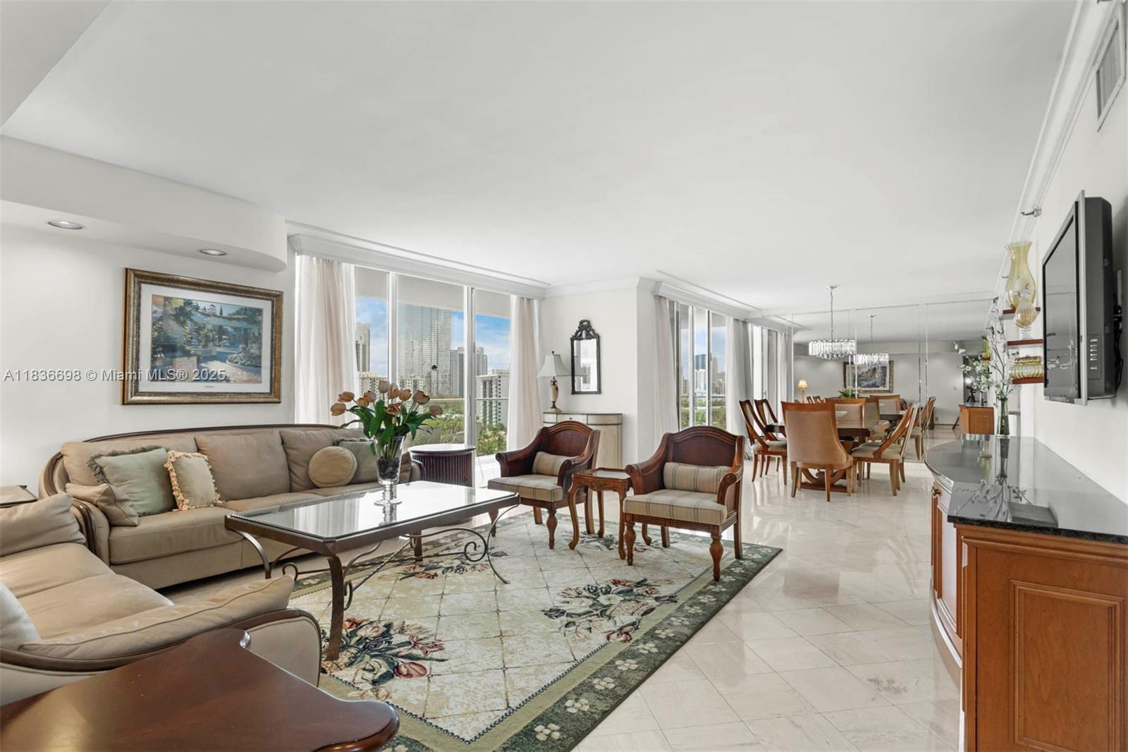 Property Photo:  19707 Turnberry Way 15-E  FL 33180 