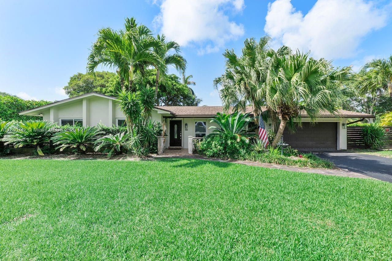 Property Photo: 8740 SW 183rd Ter FL 33157