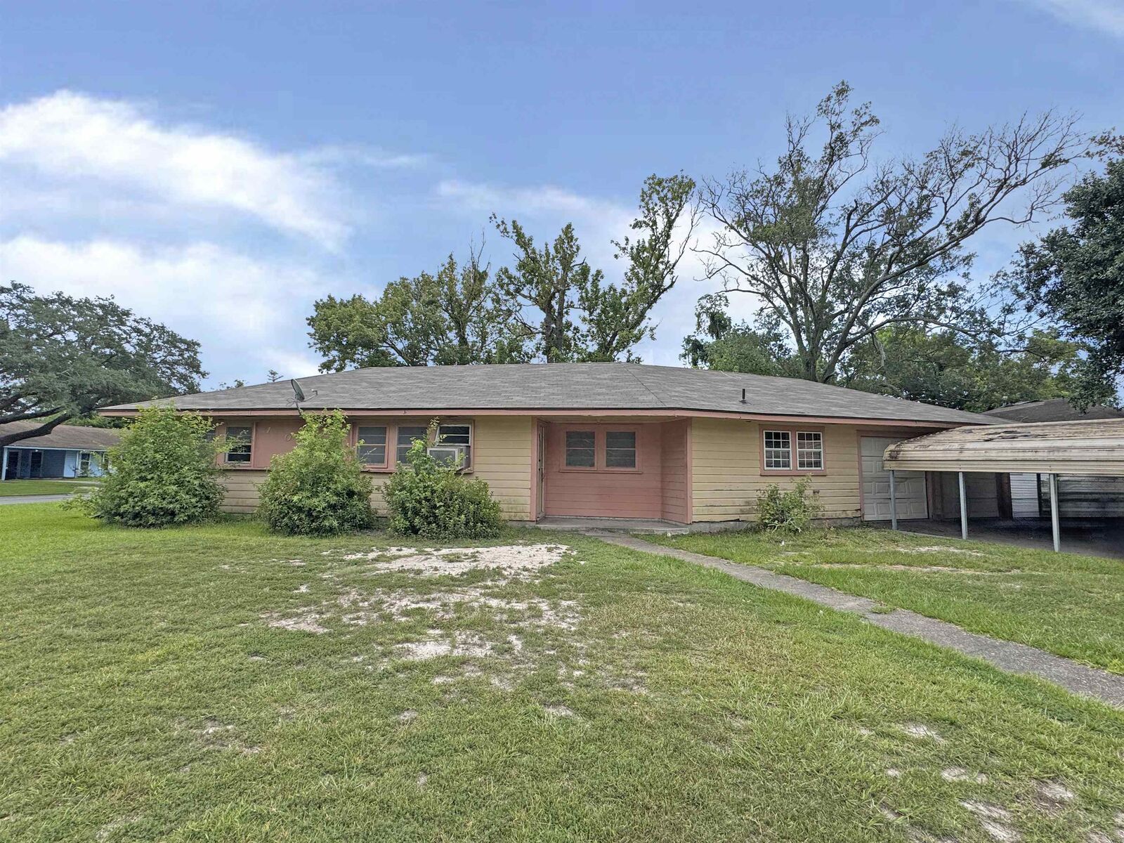 Property Photo:  1009 Ruby Lane  TX 77630 