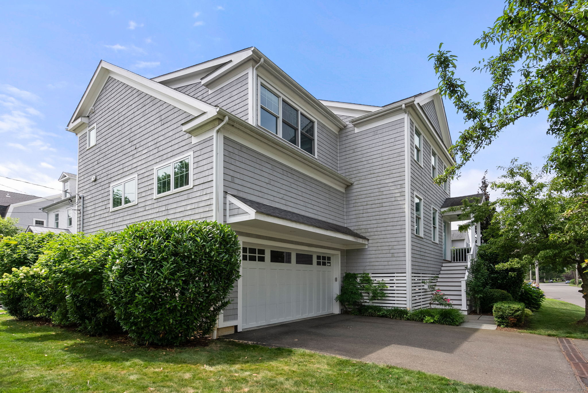 Property Photo:  141 Veres Street  CT 06824 