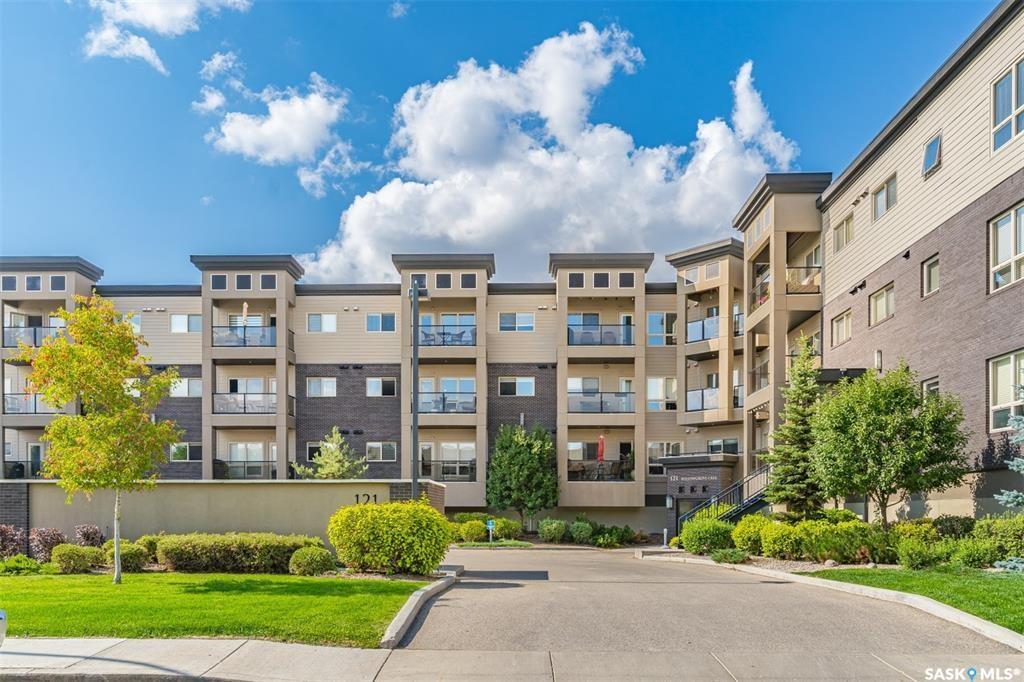 Property Photo: 121 Willowgrove Crescent 122 SK S7W 0N4