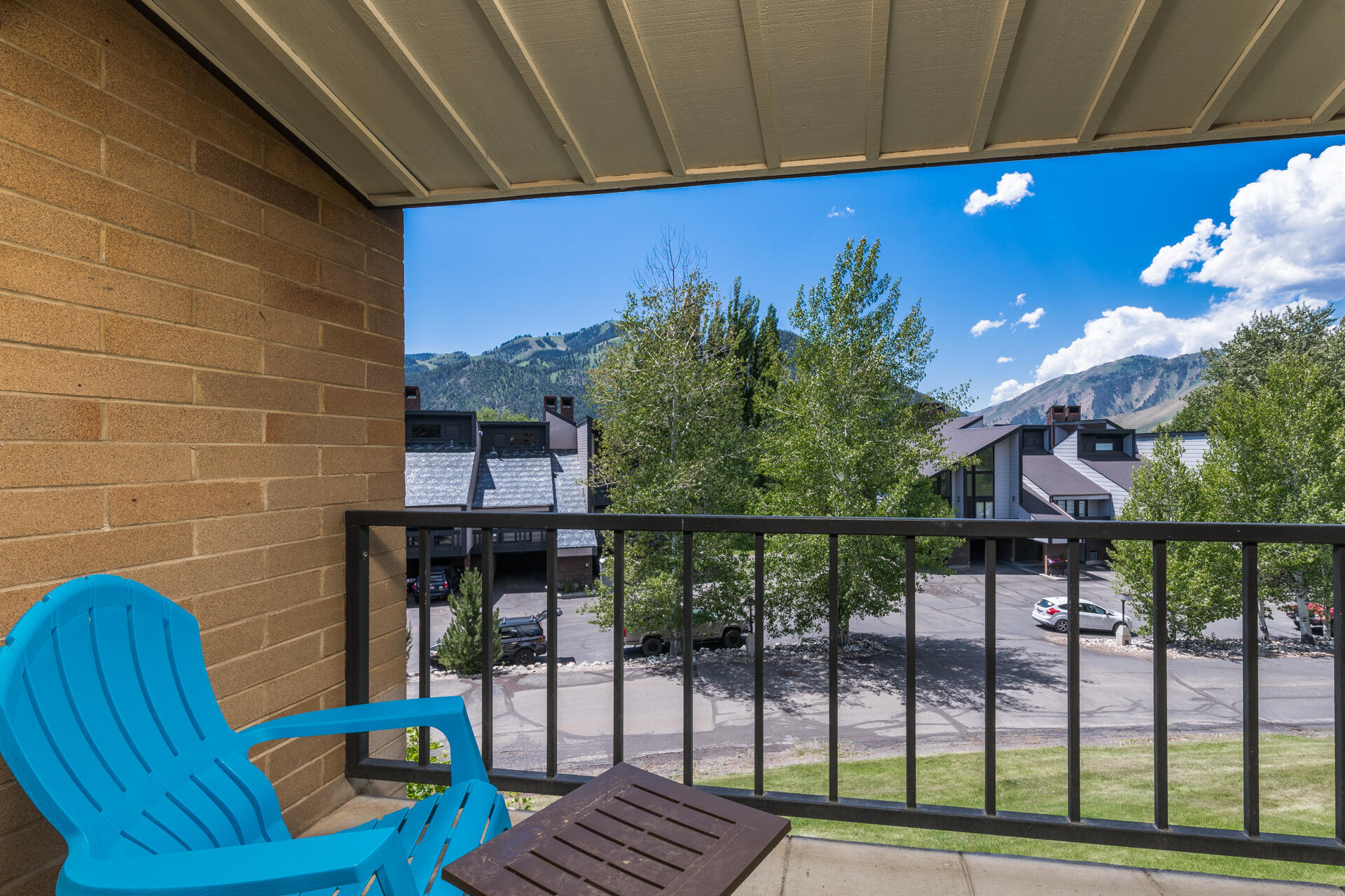 Property Photo: 127 Saddle Rd D7 ID 83340