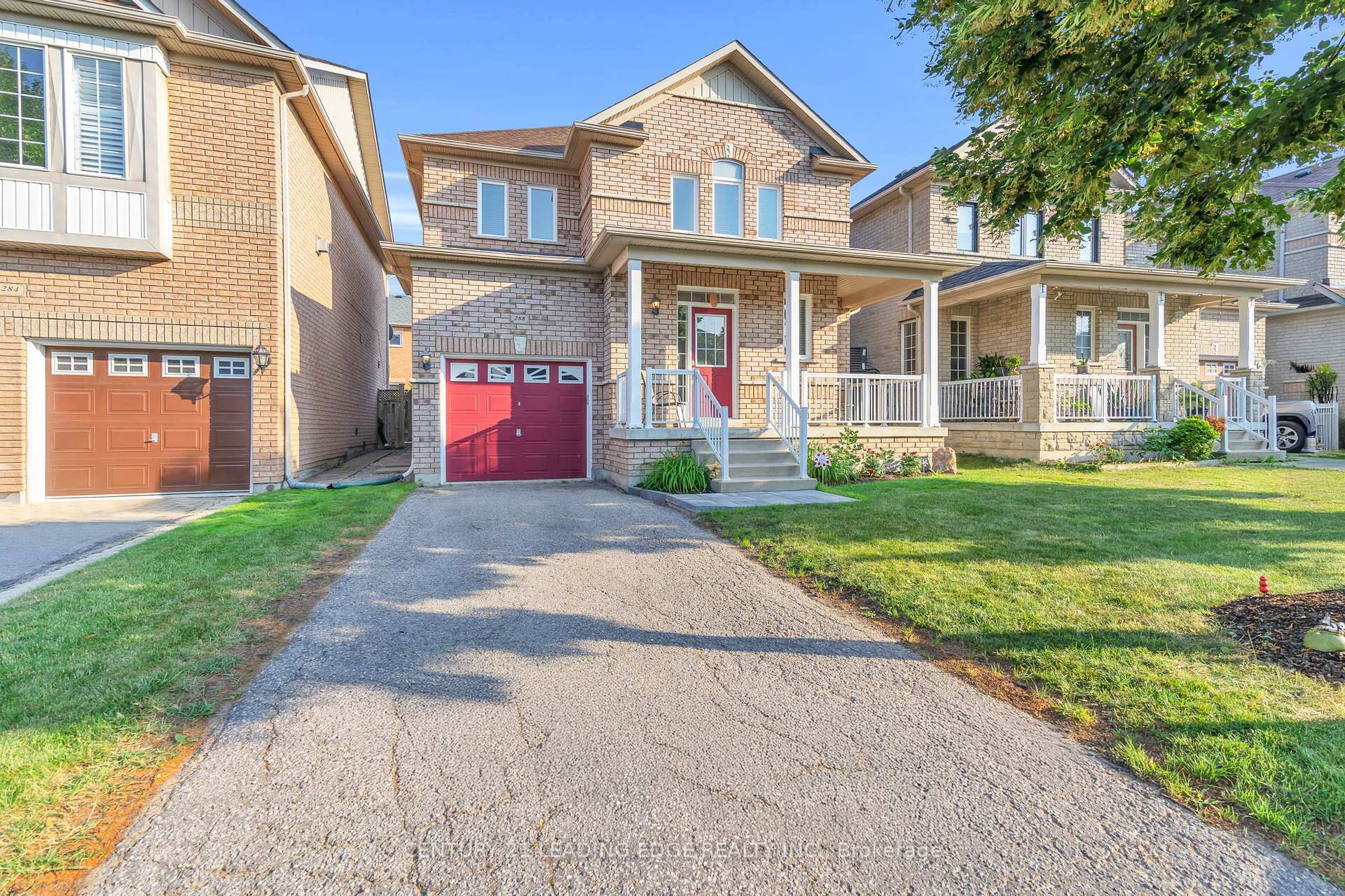 Property Photo:  288 Kirkvalley Crescent  ON L4G 7S2 