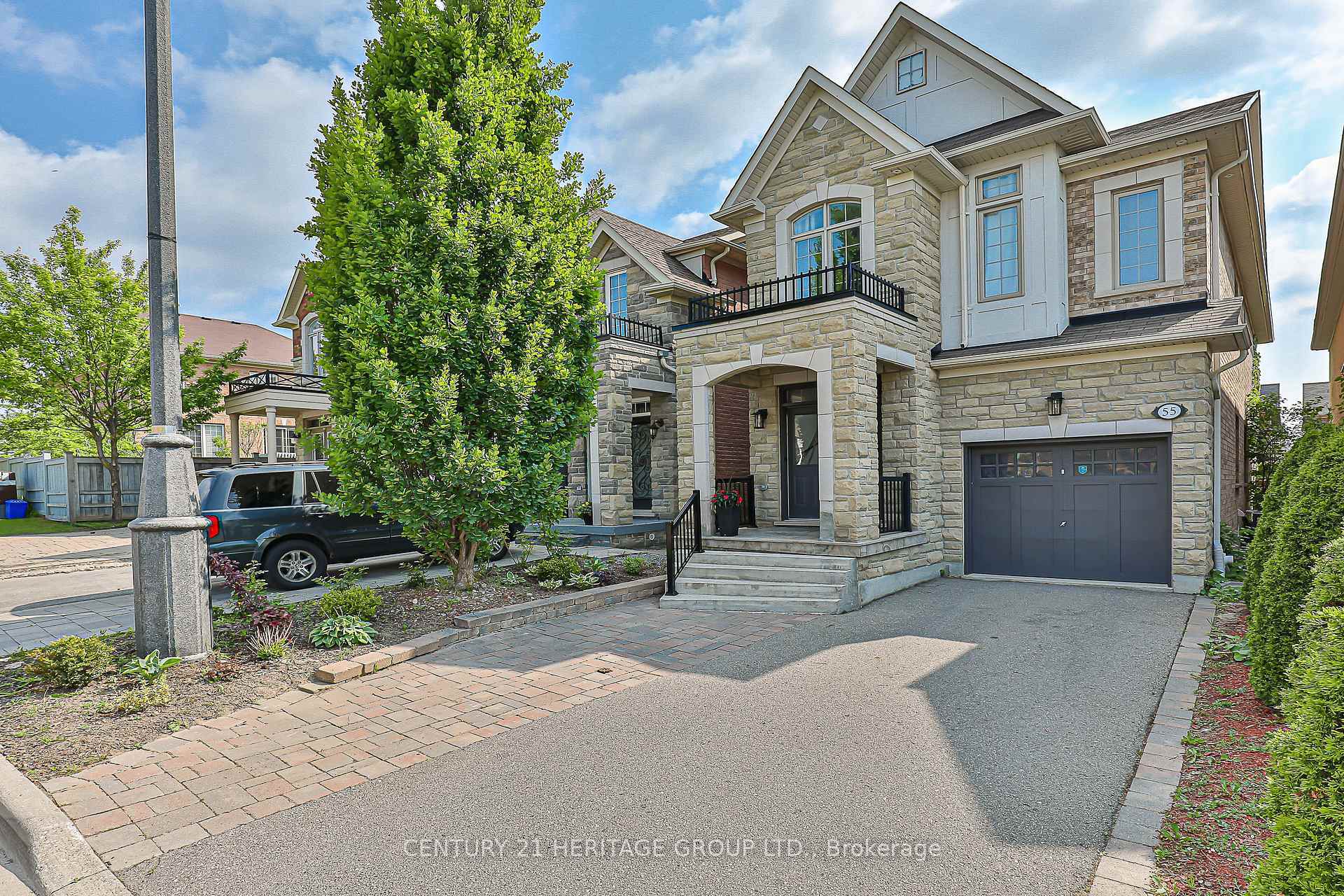 Property Photo: 55 Lady Loretta Lane ON L6A 4E9