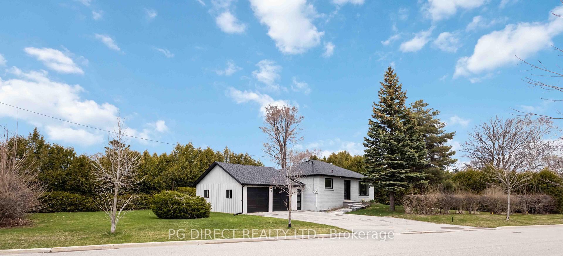 Property Photo: 14 Heber Down Crescent ON L1M 1A8