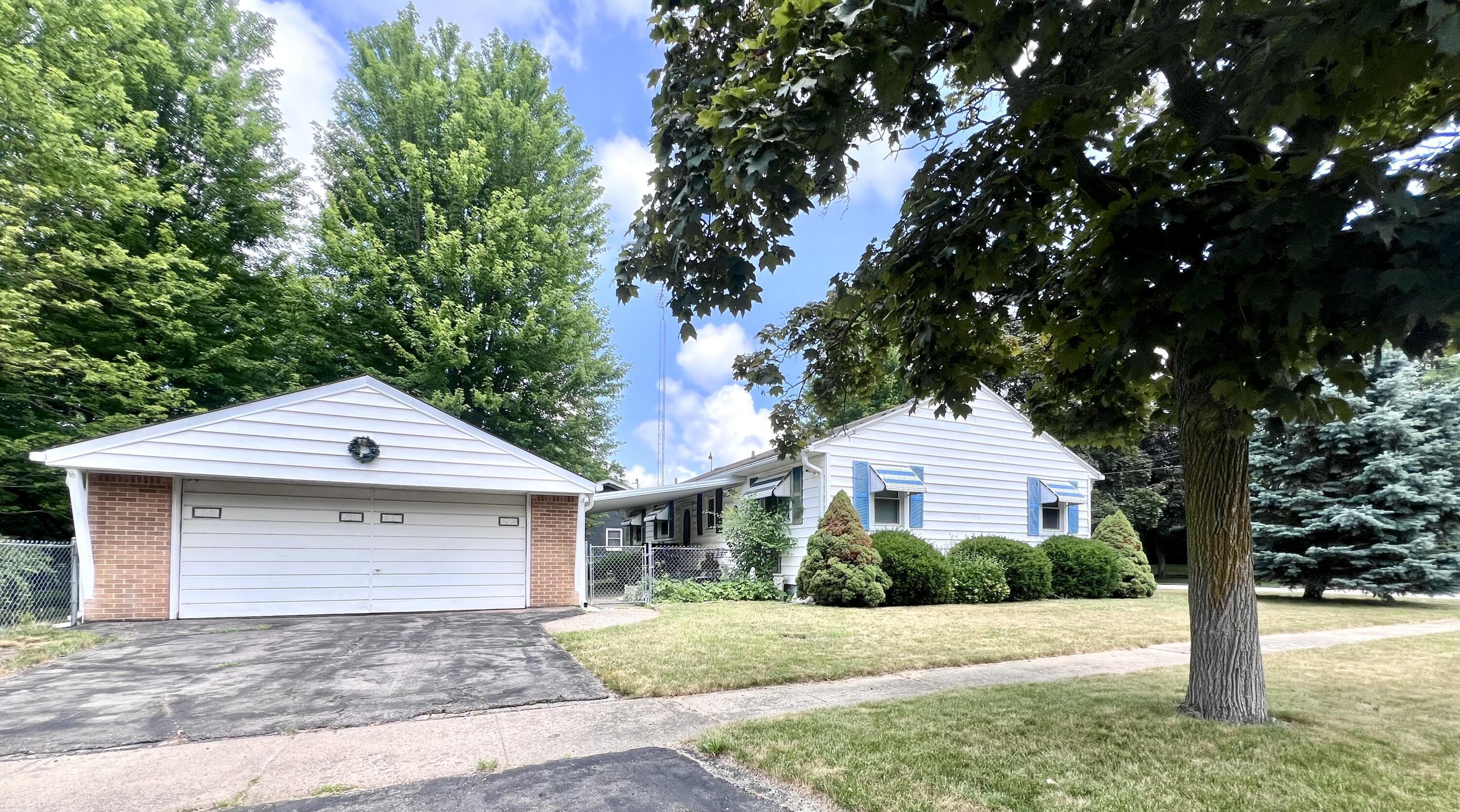 Property Photo: 1003 Ada Street MI 48867