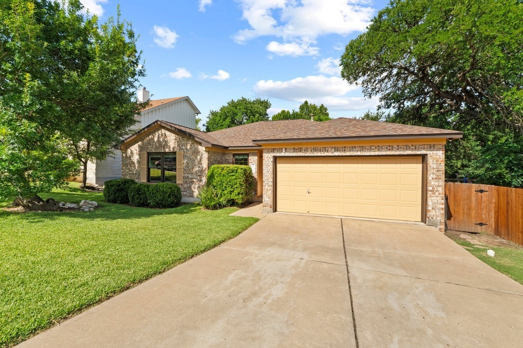 Property Photo:  15319 English River Loop  TX 78641 