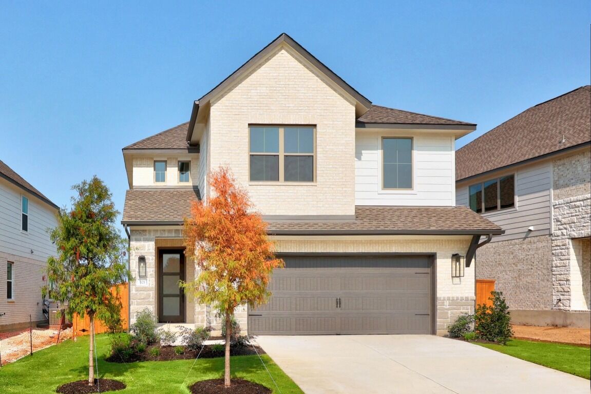 Property Photo: 121 Emerald Grove Drive TX 78633