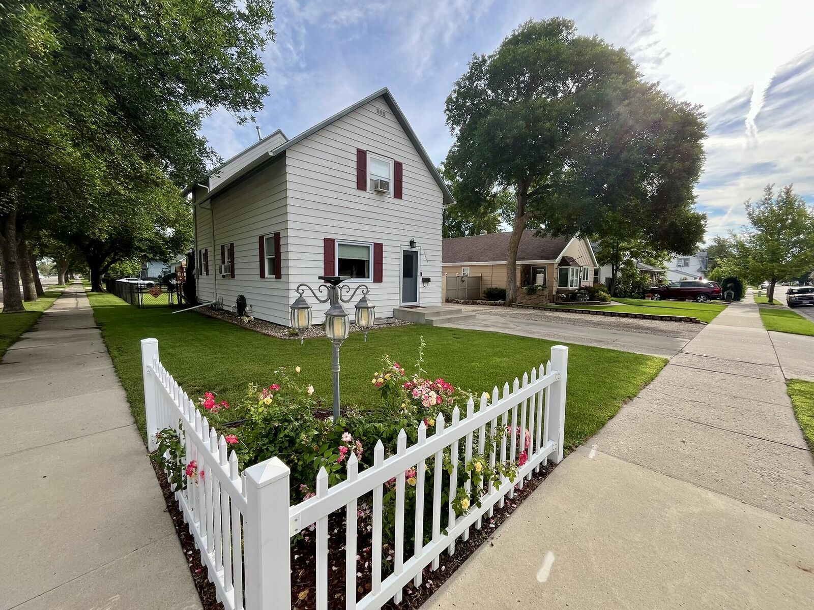 Property Photo: 1024 SW 8th Ave SD 57401
