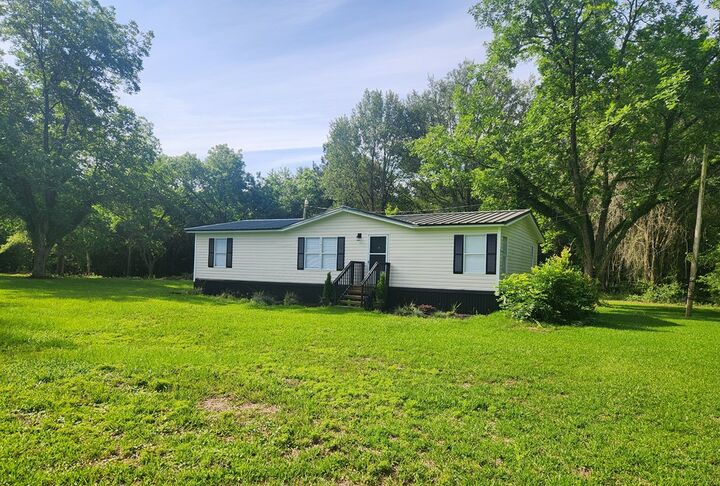 Property Photo:  2610 North Ave  GA 31707 