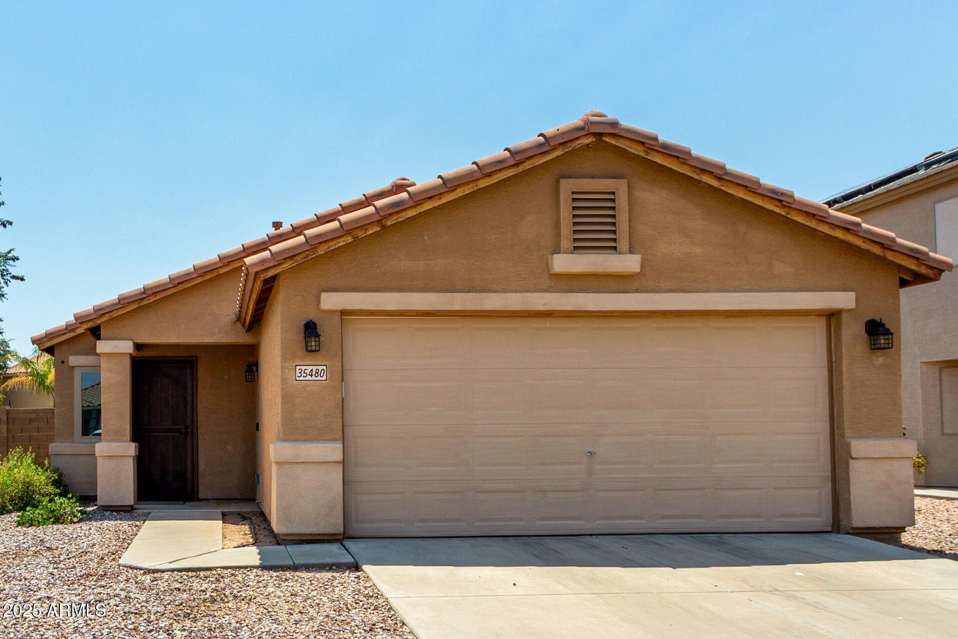 Property Photo: 35480 N Danish Red Trail AZ 85143